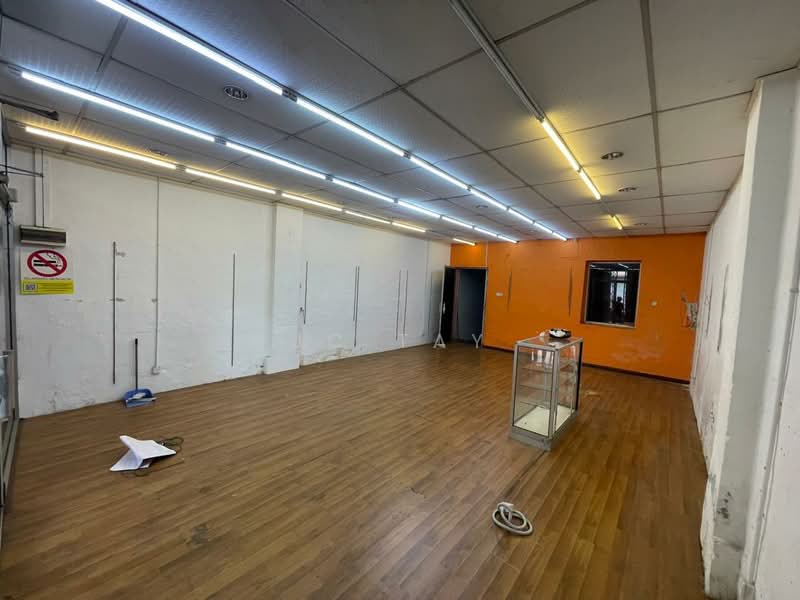 Shop for Rent in Gemas (Negeri Sembilan) - JC Tay - Interior - PropertyGuru.com.my