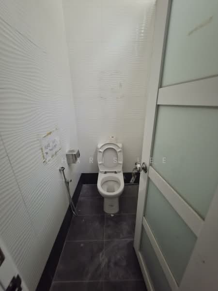 Kedai untuk Disewa di Taman Tun Dr Ismail (Kuala Lumpur) - Charis Lee - Bathroom - PropertyGuru.com.my