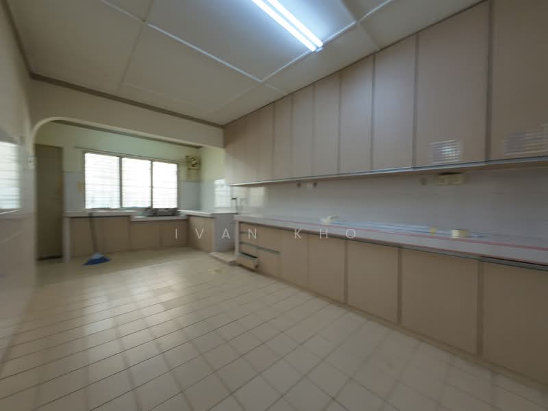 USJ 9 Subang Jaya untuk Untuk Dijual - RM 880,000, Mac 2026 - Kitchen - PropertyGuru.com.my