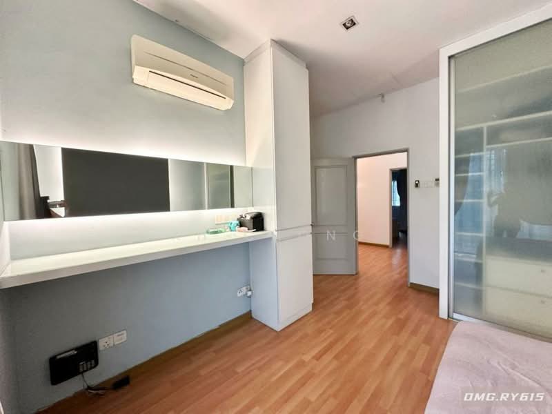 Ellis, Bandar Bukit Raja untuk Untuk Dijual - RM 650,000, Mac 2026 - Bedroom - PropertyGuru.com.my