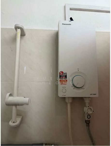 Flat for Sale at Taman Cempaka - Xuelly Cheong - Bathroom - PropertyGuru.com.my