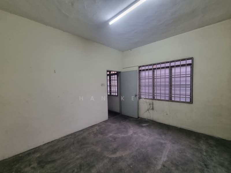 2.5-storey Terraced House for Rent in Kawasan 18 (Klang) - Han Ker - PropertyGuru.com.my
