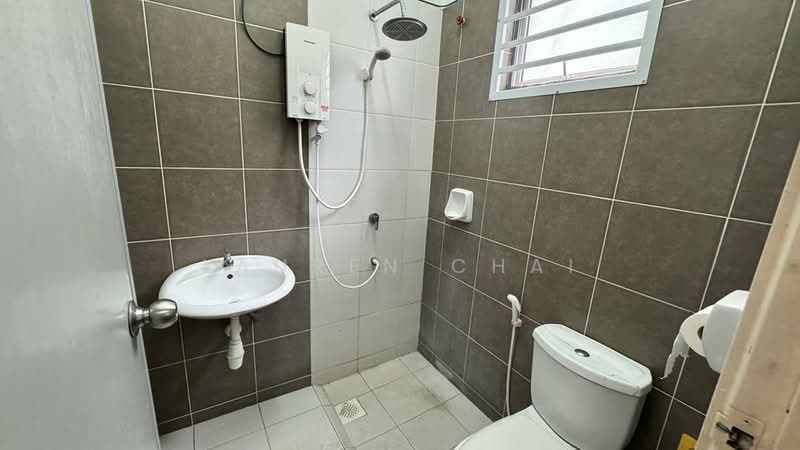 Rumah Teres 2 Tingkat untuk Dijual di Iskandar Puteri (Nusajaya) (Johor) - Lauren Chai - Bathroom - PropertyGuru.com.my