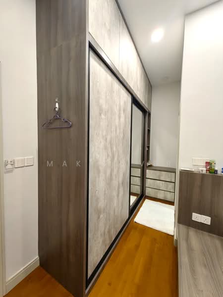 Condominium for Sale at KM1 East - Mak Oliver - Interior - PropertyGuru.com.my