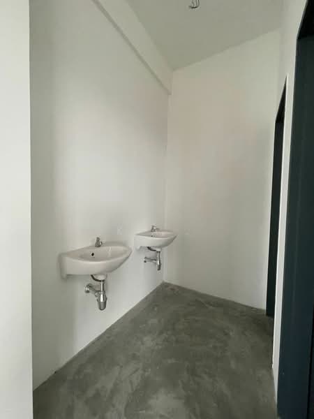 Aspira Square untuk Untuk Disewa - RM 25,000 /bulan, Mac 2026 - Bathroom - PropertyGuru.com.my