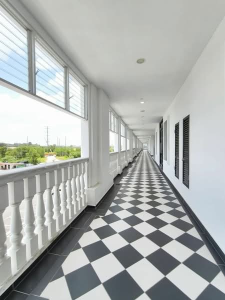 Shop / Office for Rent in Iskandar Puteri (Nusajaya) (Johor) - Liew Lih Yi - Corridor - PropertyGuru.com.my