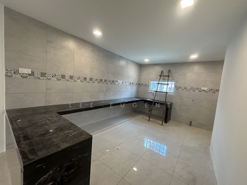 Taman Desa Rishah untuk Untuk Dijual - RM 308,000, Mac 2026 - Kitchen - PropertyGuru.com.my