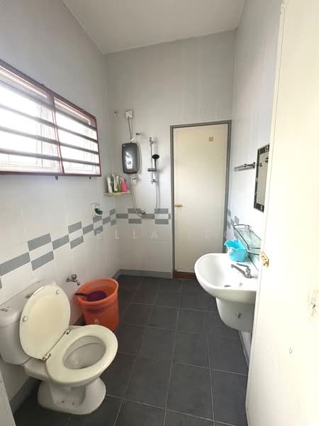 2-storey Terraced House for Sale in Ipoh (Perak) - Stella Teoh - Bathroom - PropertyGuru.com.my