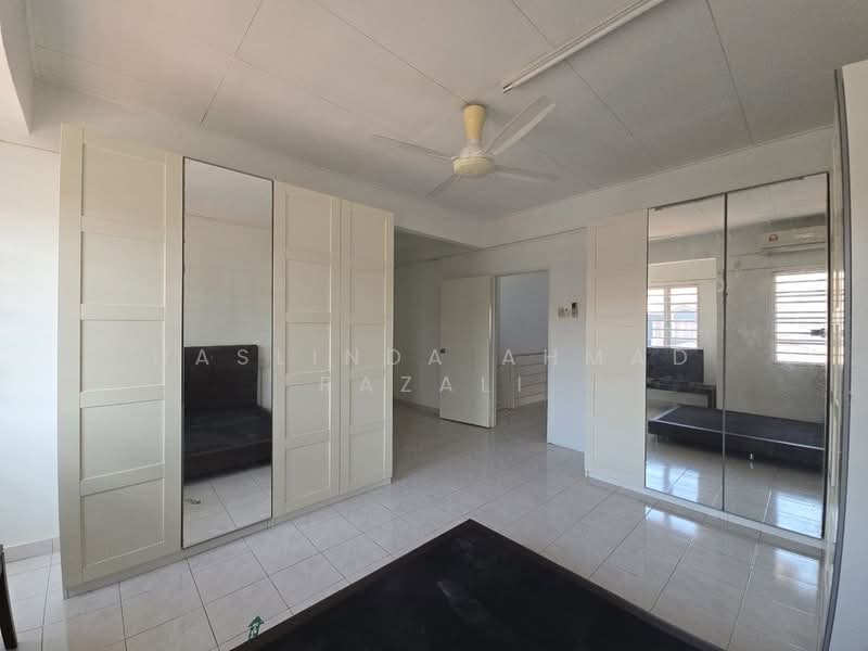 2-storey Terraced House for Rent in Kajang (Selangor) - Haslinda Ahmad Razali - Bedroom - PropertyGuru.com.my
