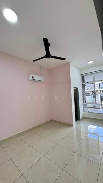 Iconia Garden Residence (Precinct A) @ Taman Impian Emas untuk Untuk Disewa - RM 1,800 /bulan, Mac 2026 - Interior - PropertyGuru.com.my