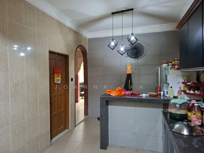 Taman Mutiara Bukit Kemuning untuk Untuk Dijual - RM 550,000, Mac 2026 - Kitchen - PropertyGuru.com.my