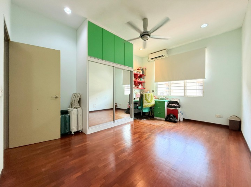 2-storey Terraced House for Sale in Setia Alam (Selangor) - Ryan . - Bedroom - PropertyGuru.com.my