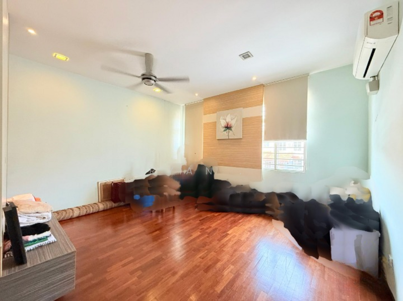 2-storey Terraced House for Sale in Setia Alam (Selangor) - Ryan . - Living Room - PropertyGuru.com.my