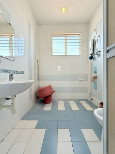 2-storey Terraced House for Sale in Setia Alam (Selangor) - Ryan . - Bathroom - PropertyGuru.com.my