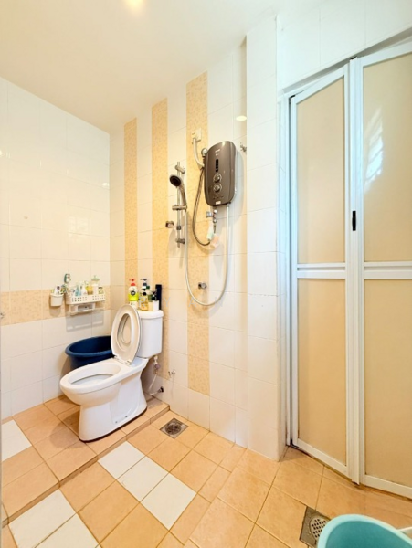 2-storey Terraced House for Sale in Setia Alam (Selangor) - Ryan . - Bathroom - PropertyGuru.com.my
