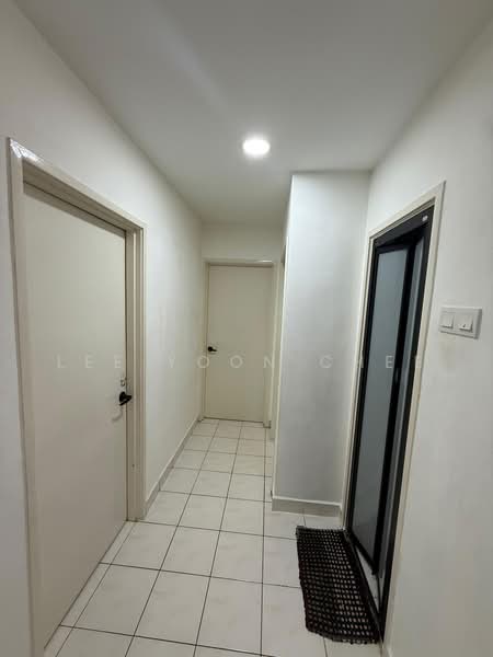 Apartment for Sale at Sri Putra II Apartment - Lee Yoon Chee - Corridor - PropertyGuru.com.my