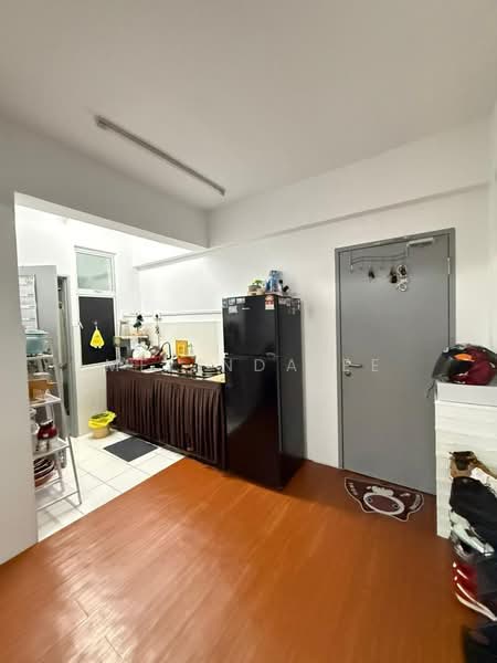 Apartment for Sale at Pangsapuri Pulai Mutiara 3 - Melinda Ee - Kitchen - PropertyGuru.com.my