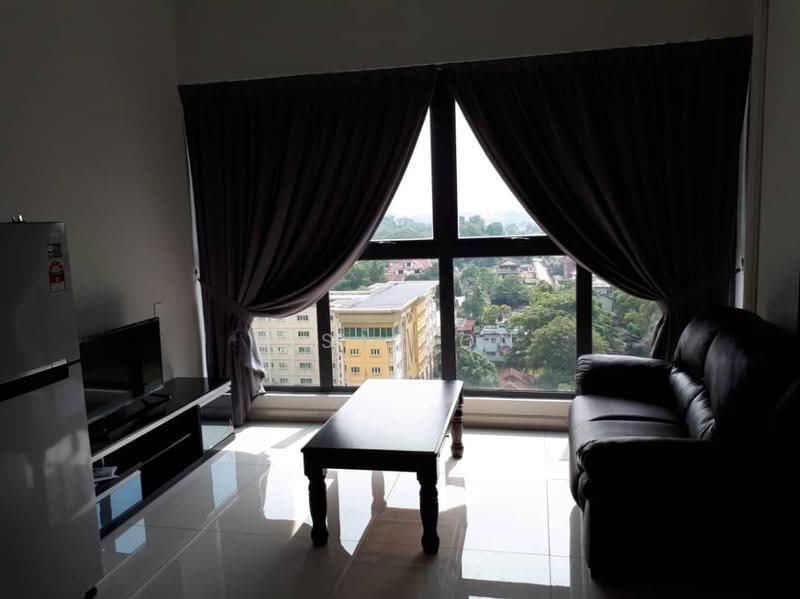 Kondominium untuk Dijual di Bay Point @ Country Garden Danga Bay - Lisa Pon - Living Room - PropertyGuru.com.my