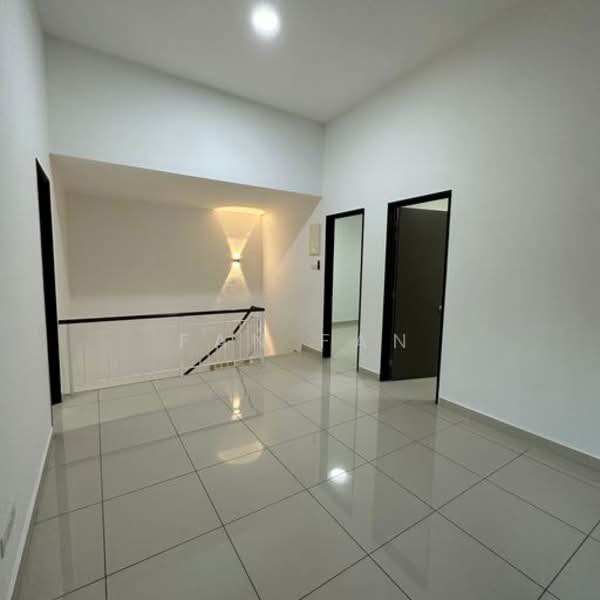 2-storey Terraced House for Sale in Bandar Cemerlang (Ulu Tiram) - Fan Fan - Interior - PropertyGuru.com.my