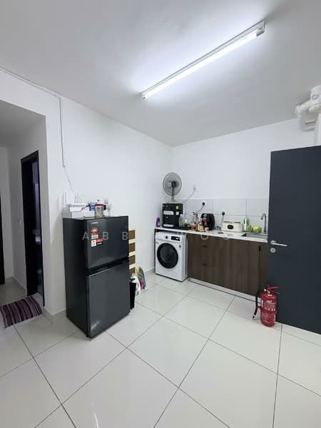 Service Residence for Rent at Lakeview Suites @ Edumetro - Abby Woo - Kitchen - PropertyGuru.com.my