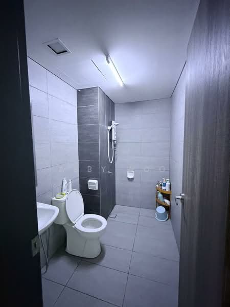 Service Residence for Rent at Lakeview Suites @ Edumetro - Abby Woo - Bathroom - PropertyGuru.com.my