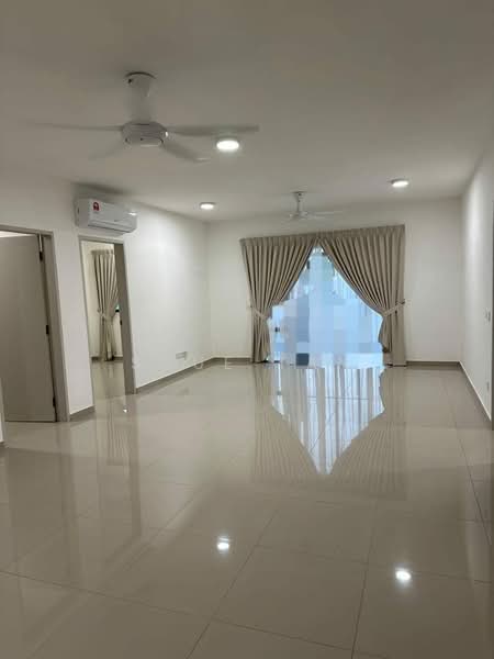 Huni @ Eco Ardence untuk Untuk Disewa - RM 1,600 /bulan, Mac 2026 - Living Room - PropertyGuru.com.my