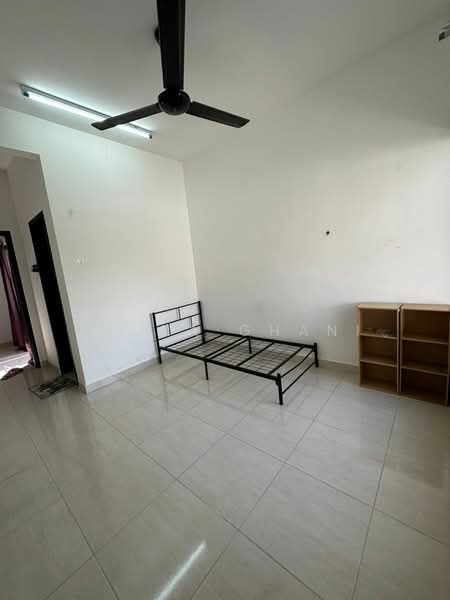 TERES SETINGKAT TAMAN AMANSARA SOUTH SETIA FONTAINES untuk Untuk Dijual - RM 390,000, Apr 2026 - Bedroom - PropertyGuru.com.my