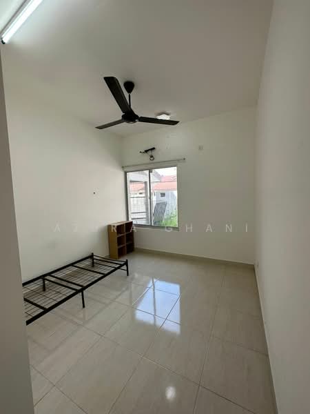 TERES SETINGKAT TAMAN AMANSARA SOUTH SETIA FONTAINES untuk Untuk Dijual - RM 390,000, Apr 2026 - Bedroom - PropertyGuru.com.my