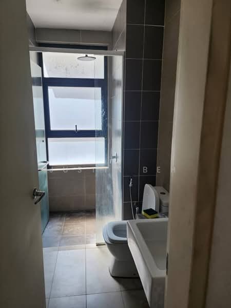 Lakeville Residence untuk Untuk Disewa - RM 1,850 /bulan, Mac 2026 - Bathroom - PropertyGuru.com.my
