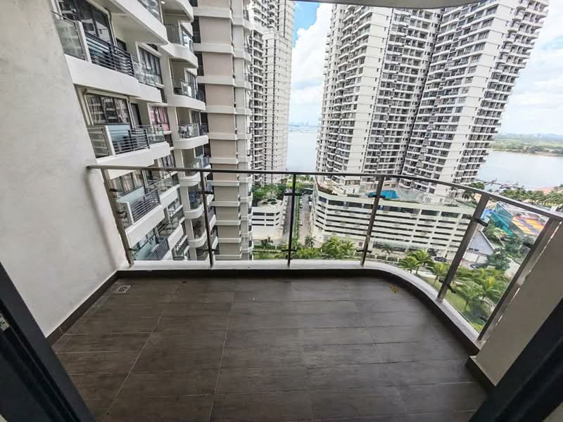 Condominium for Rent at Bay Point @ Country Garden Danga Bay - Han Lu Yung - Balcony - PropertyGuru.com.my