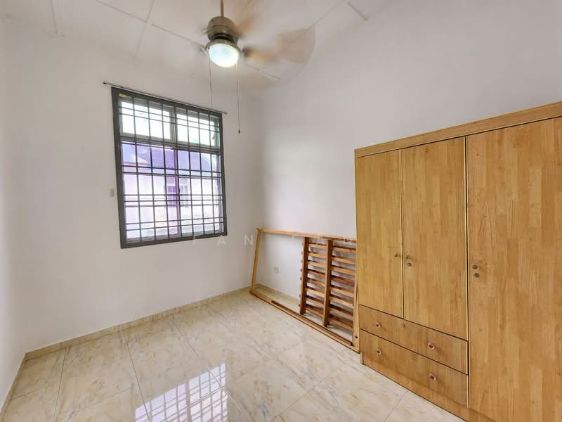 Taman Setia Indah Terrace House For Sale untuk Untuk Dijual - RM 670,000, Mac 2026 - Bedroom - PropertyGuru.com.my