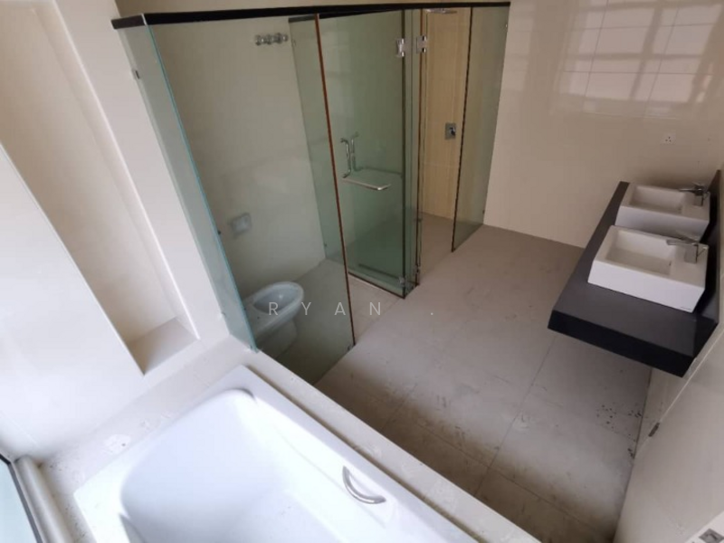 Semi-Detached House for Sale in Setia Alam (Selangor) - Ryan . - Bathroom - PropertyGuru.com.my