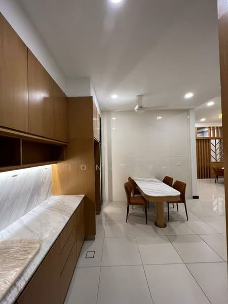 Semi-Detached House for Sale in Telok Panglima Garang (Selangor) - Fiona Lee - Kitchen - PropertyGuru.com.my