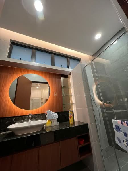 Semi-Detached House for Sale in Telok Panglima Garang (Selangor) - Fiona Lee - Bathroom - PropertyGuru.com.my