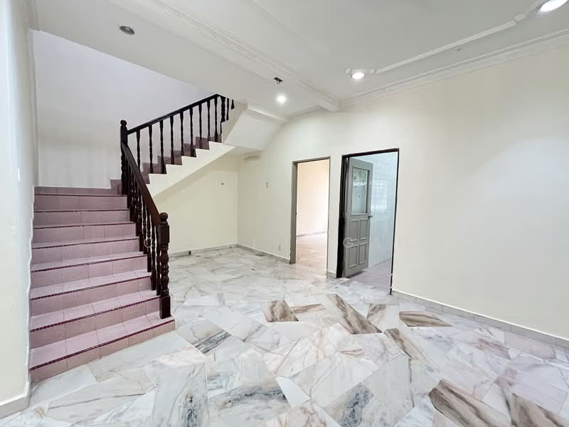 For Sale - Kampung Jawa