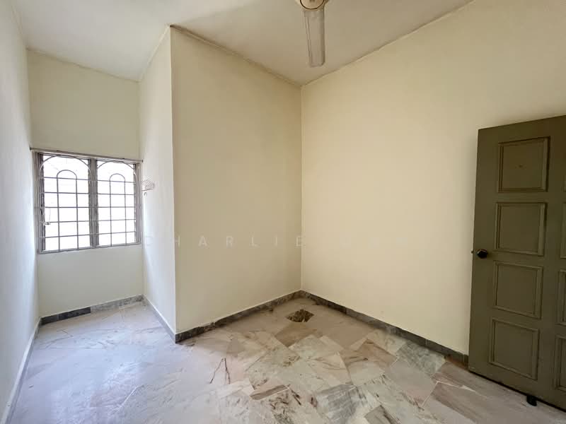 For Sale - Kampung Jawa