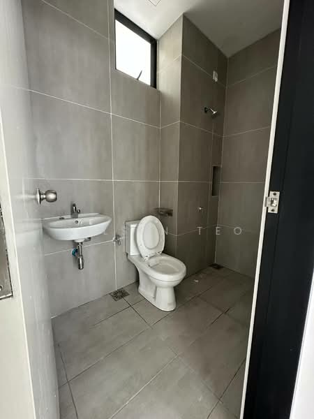 Service Residence for Sale at Space Residency - Wilson Teo - Bathroom - PropertyGuru.com.my