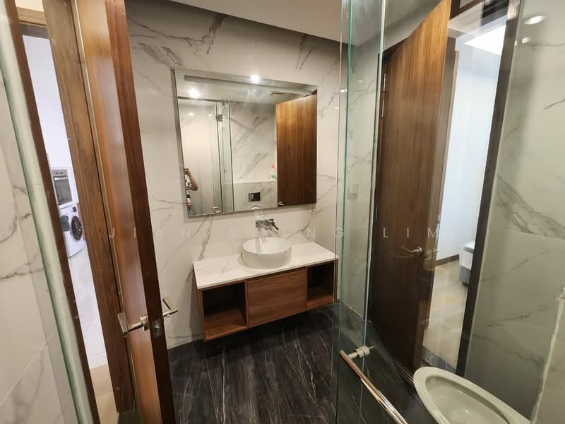 Servis Apartment untuk Disewa di Core Residence @ TRX - Jian Sheng Lim (Js) - Bathroom - PropertyGuru.com.my