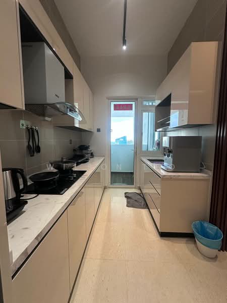 TriTower Residence @ Johor Bahru Sentral untuk Untuk Dijual - RM 1,800,000, Mac 2026 - Kitchen - PropertyGuru.com.my