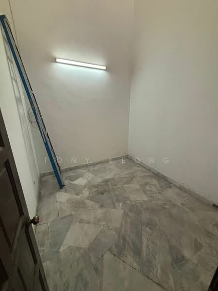 KAPAR 1.5 STOREY LANDE HOUSE FOR SALE , KLANG, BELOW MARKET VALUE untuk Untuk Dijual - RM 360,000, Mac 2026 - Interior - PropertyGuru.com.my