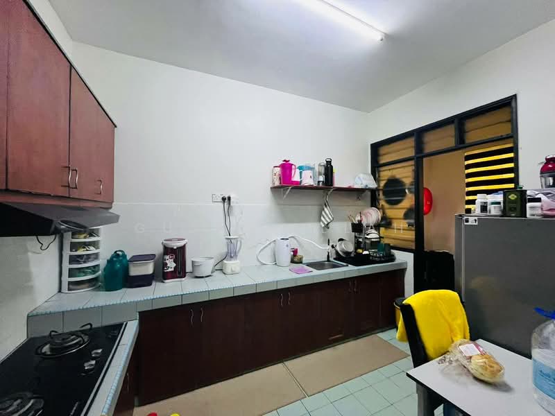 Apartment for Rent at E-Mas Villa - Gudrotullah Ikhwan - Kitchen - PropertyGuru.com.my