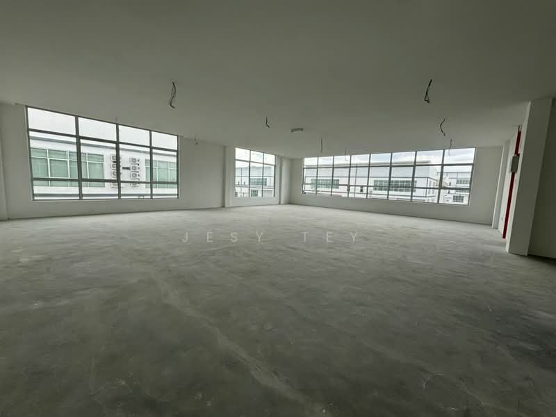 2 Story Cluster Corner Factory @ Selatan industrial park JB untuk Untuk Disewa - RM 12,500 /bulan, Mac 2026 - Interior - PropertyGuru.com.my