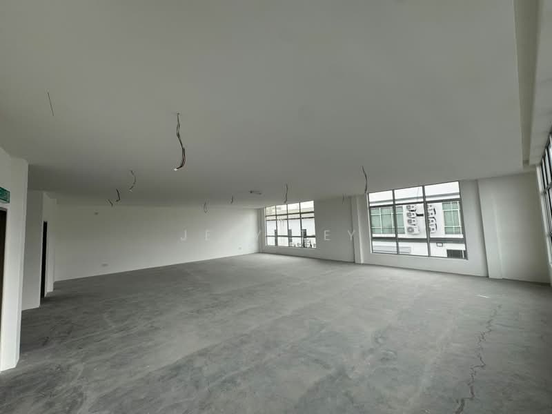 2 Story Cluster Corner Factory @ Selatan industrial park JB untuk Untuk Disewa - RM 12,500 /bulan, Mac 2026 - Interior - PropertyGuru.com.my