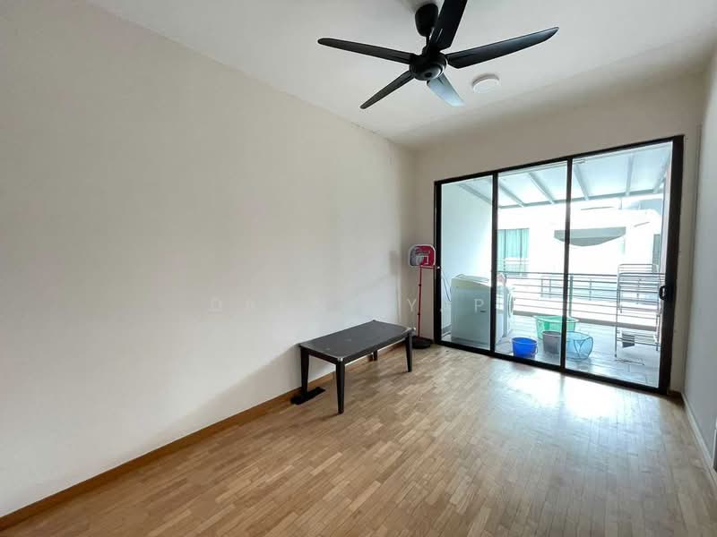 Cluster House for Sale in Taman Adda Heights (Tebrau) - Danny Yap - Balcony - PropertyGuru.com.my