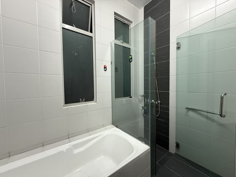 Semi-Detached House for Sale in Taman Ponderosa (Johor Bahru) - Max Loh - Bathroom - PropertyGuru.com.my