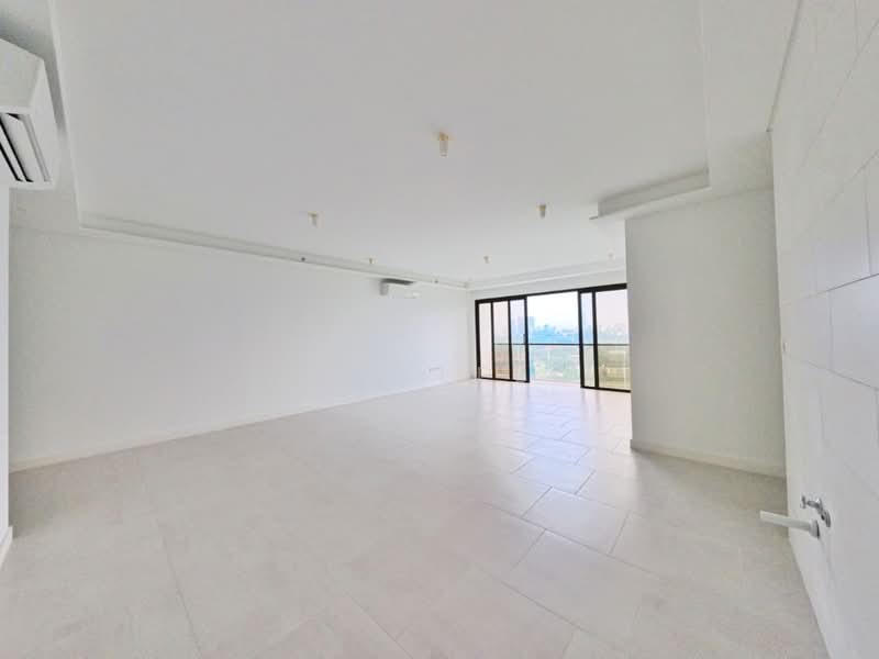 Servis Apartment untuk Disewa di Jendela Residences - KH LEE - Living Room - PropertyGuru.com.my