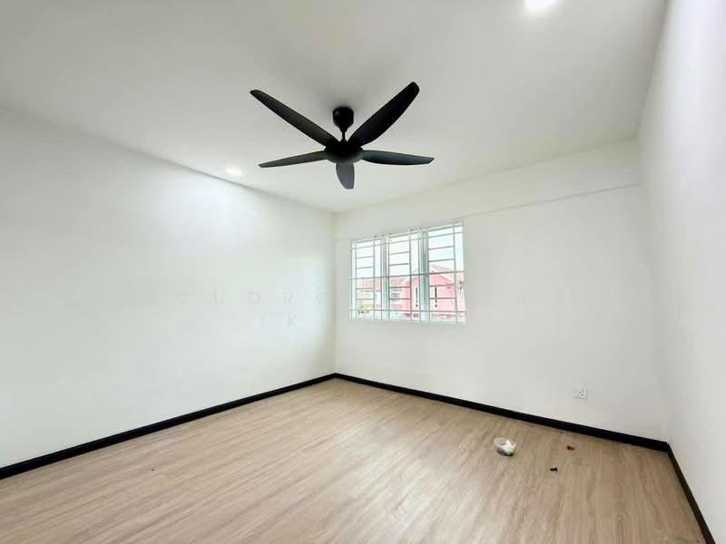 Taman Kantan Permai untuk Untuk Dijual - RM 350,000, Mac 2026 - Interior - PropertyGuru.com.my