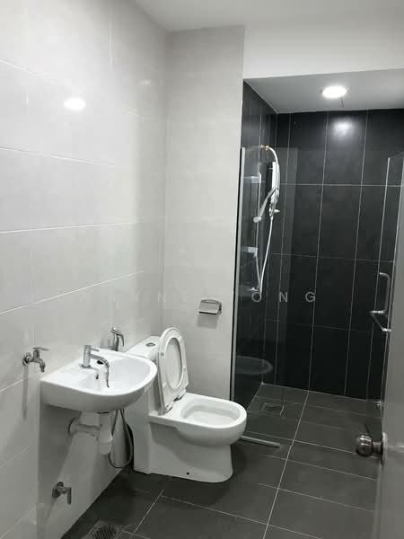 Service Residence for Sale at Boulevard 51 - Wayne Yong - Bathroom - PropertyGuru.com.my