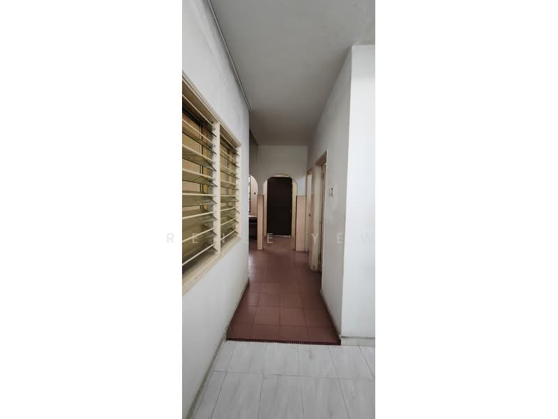 1-storey Terraced House for Sale in Sri Petaling (Kuala Lumpur) - Renee Yew - Corridor - PropertyGuru.com.my