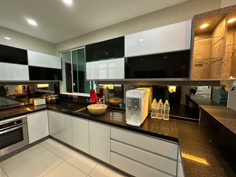 Setia Tri-angle untuk Untuk Dijual - RM 738,000, Mac 2026 - Kitchen - PropertyGuru.com.my
